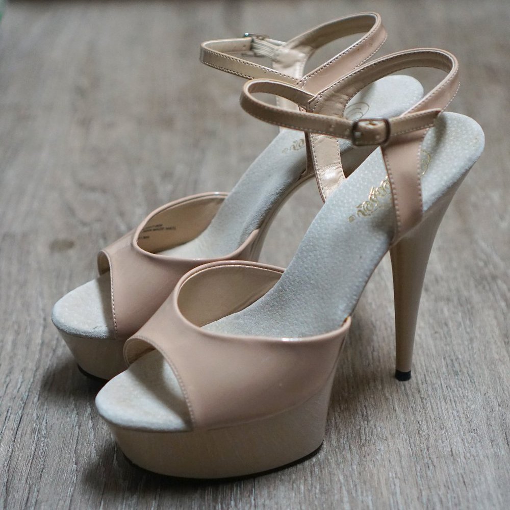 Pleaser 6 inch Nude Stripper Heels Sandals Delight